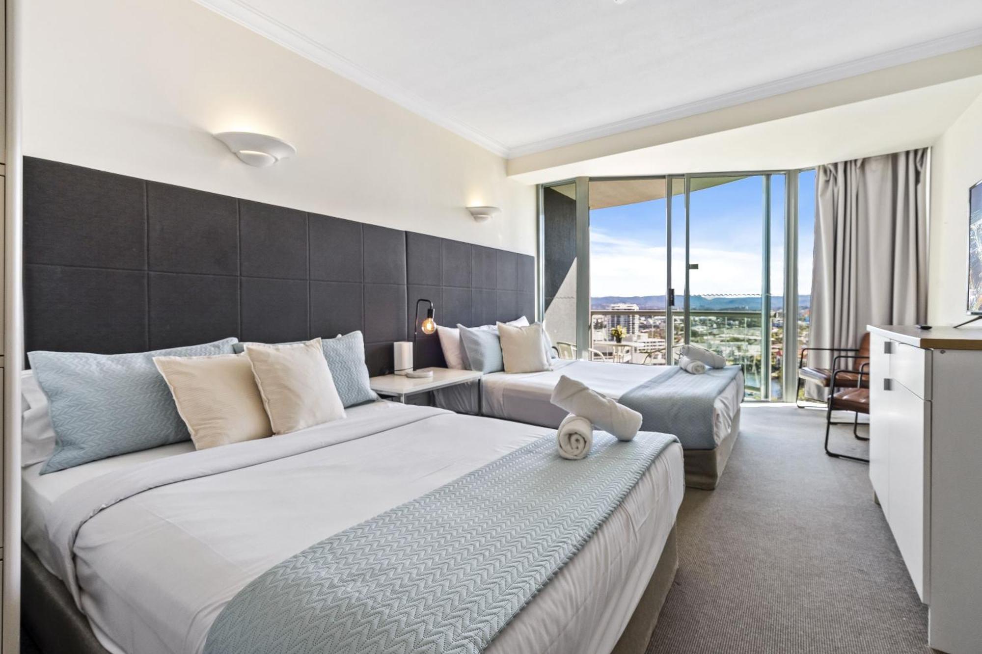 Legends Apartments - Qstay Gold Coast Ngoại thất bức ảnh