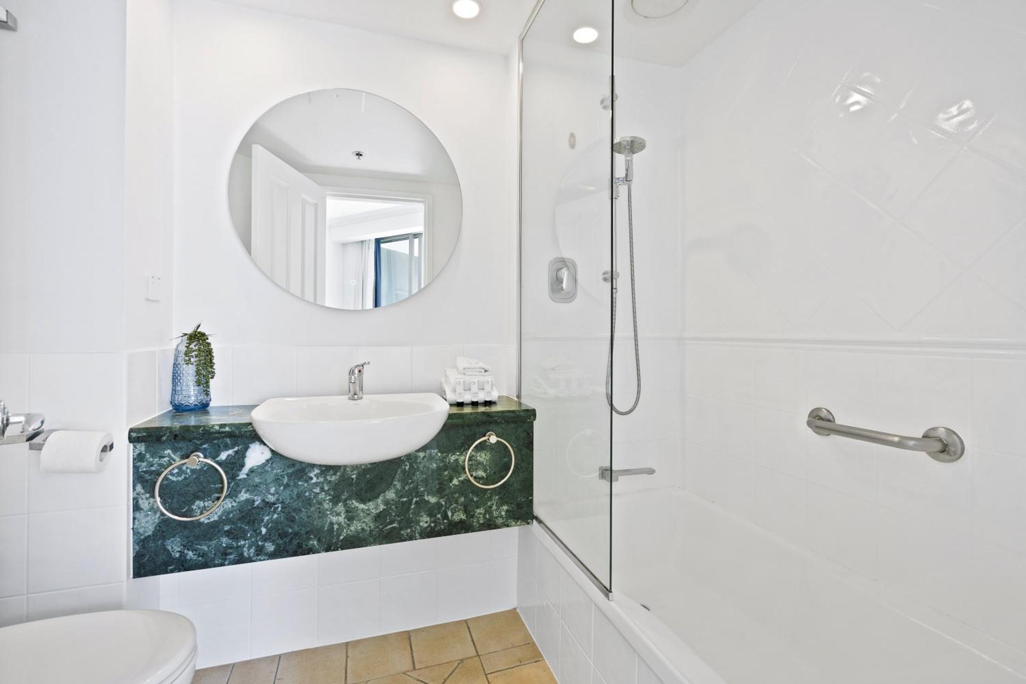 Legends Apartments - Qstay Gold Coast Ngoại thất bức ảnh